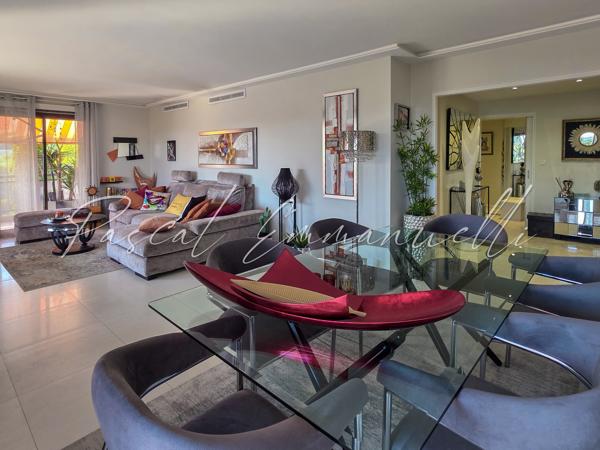 Appartement de type 4P - Antibes - Jules Grec - Dernier étage 102m2