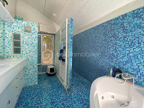 Maison contemporaine de 215 m²