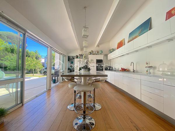 Maison contemporaine de 215 m²