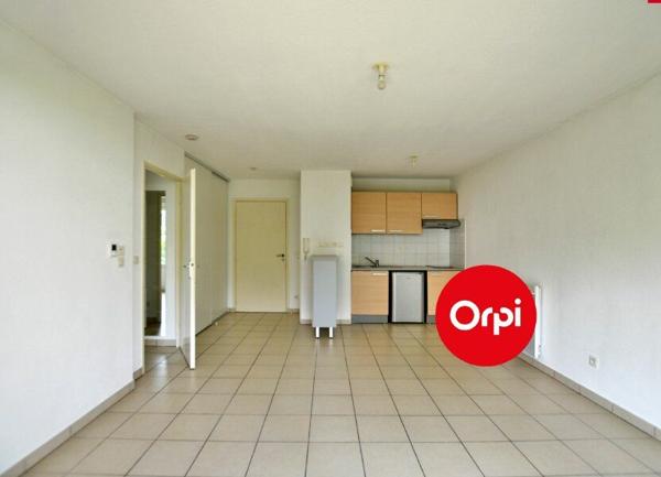 Appartement à louer    2 pièces •  Saint-Priest