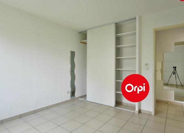 Appartement à louer    2 pièces •  Saint-Priest