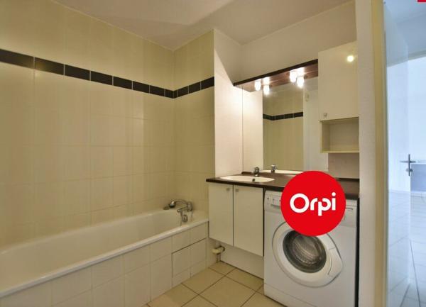 Appartement à louer    2 pièces •  Saint-Priest