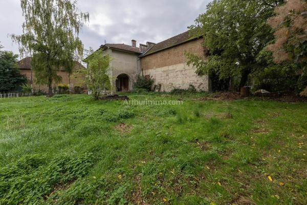 Vente Maison 8 pièces 230 m2 à Dolomieu