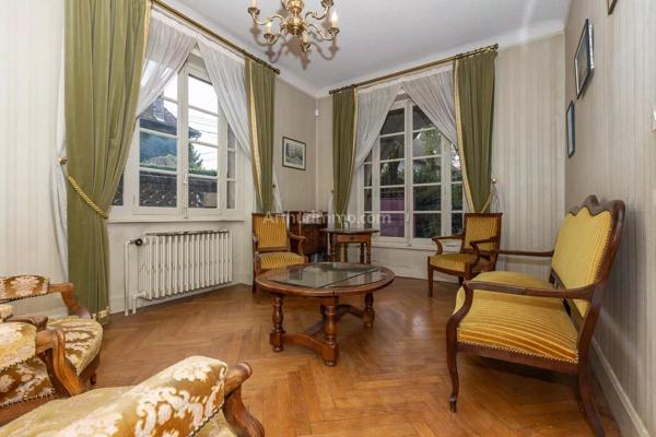 Vente Maison 8 pièces 230 m2 à Dolomieu