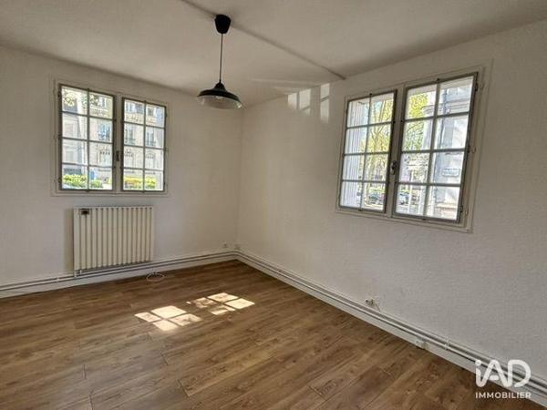 Location bureaux 65 m² Tours