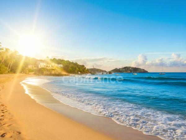 APPARTEMENT T3/ T4 de 82m2 + TERRASSE/JARDIN + PARKING PRIVATIF à vendre SIX-FOURS-LES-PLAGES (83)