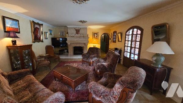 Villa 8 pièces 212m²