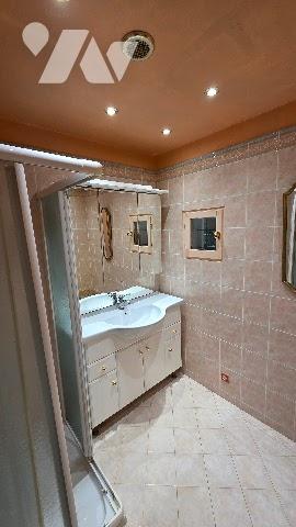 Villa 8 pièces 212m²