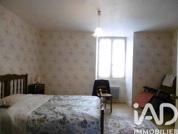 Maison à vendre 5 pièces 127 m² Val-d'Oire-et-Gartempe