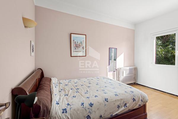 AIX EN PROVENCE - 10 MIN A PIEDS DE LA ROTONDE - MAISON INDIVIDUELLE AVEC PARCELLE DETACHABLE ET CONSTRUCTIBLE