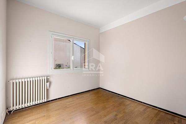 AIX EN PROVENCE - 10 MIN A PIEDS DE LA ROTONDE - MAISON INDIVIDUELLE AVEC PARCELLE DETACHABLE ET CONSTRUCTIBLE