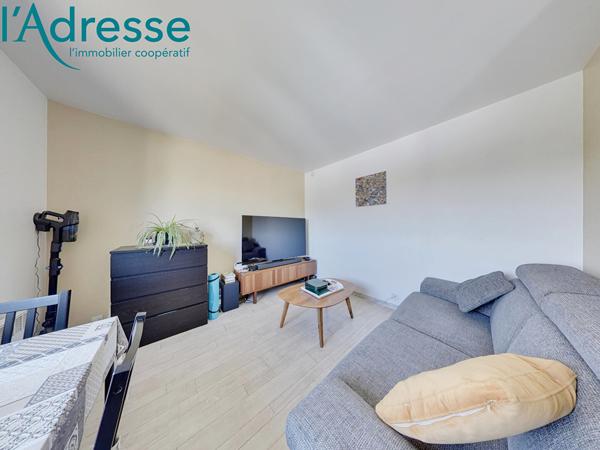 Appartement NOISY LE GRAND STUDIO