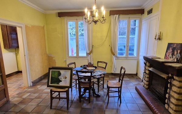 Maison à vendre    7 pièces • 146 m2 Darnétal