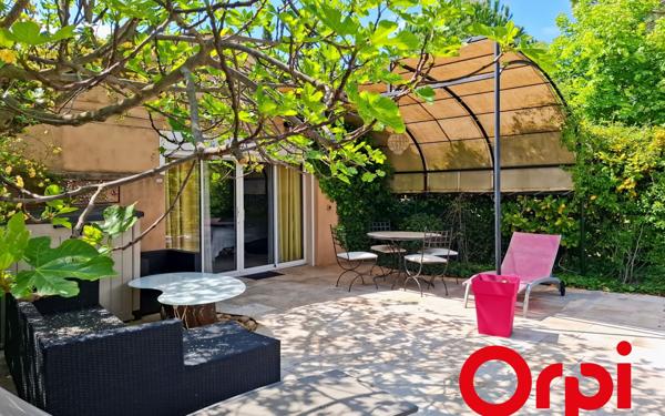 Maison à vendre    5 pièces • 198 m2 Aix-en-Provence