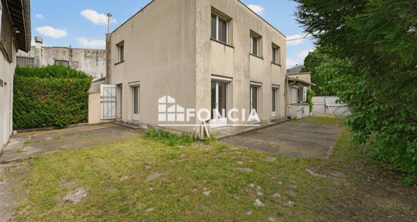 À vendre Immeuble 136 m² - Talence 33400