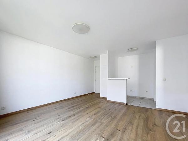 Appartement F2 à vendre  2 pièces - 41,82 m 2   MONTEREAU FAULT YONNE  - 77