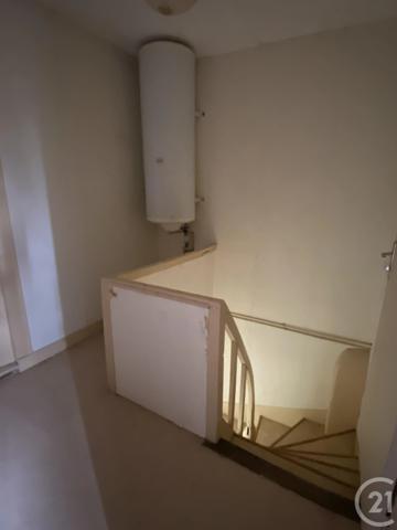Maison à vendre  8 pièces - 176 m 2   LA GUERCHE SUR L AUBOIS  - 18