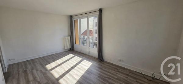 Appartement F2 à vendre  2 pièces - 42,25 m 2   ST MAUR DES FOSSES  - 94