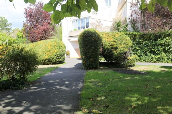 CHATOU 78400 APPARTEMENT EN REZ DE JARDIN