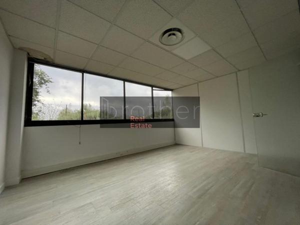Bureau de 1204 m² à louer à Bordeaux Ouest-Merignac