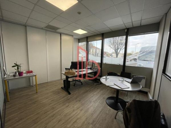 Bureau de 285 m² à louer à Bordeaux Boulevards