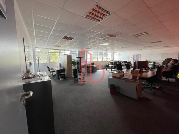 Bureau de 490 m² à louer à Bordeaux Sud-Ouest