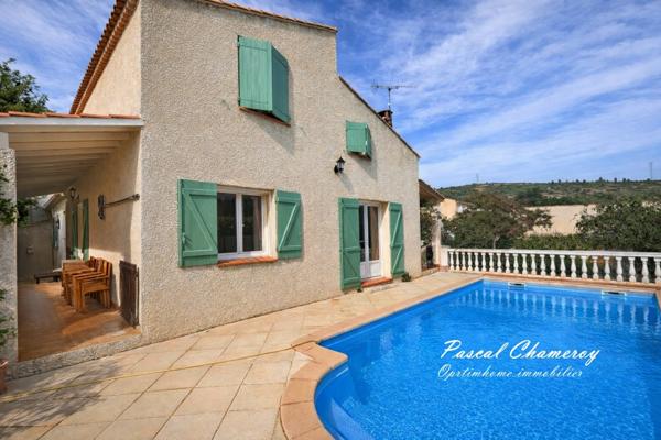 EYGUIÈRES | Grande maison provençale sur un terrain clos & arboré de 630 m² avec piscine et garage.