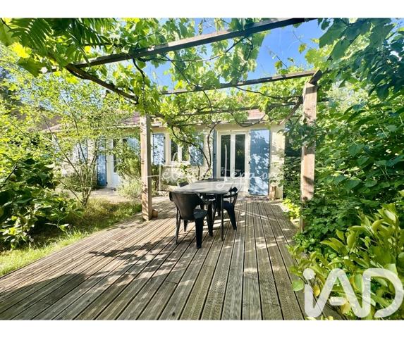Maison à vendre 8 pièces 203 m² Taverny