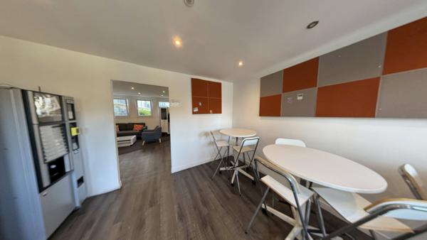 Issy-les-Moulineaux (92130) BUREAUX A LOUER 396m² Issy les Moulineaux - Métro Ligne 12 corentin Celton