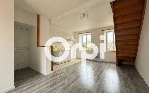 Appartement à louer    4 pièces •  Muron