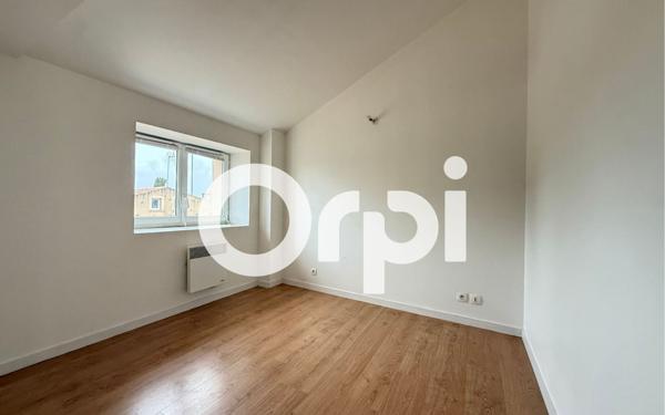 Appartement à louer    4 pièces •  Muron