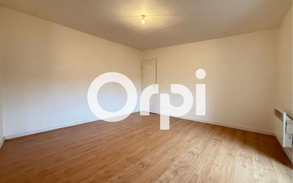 Appartement à louer    4 pièces •  Muron