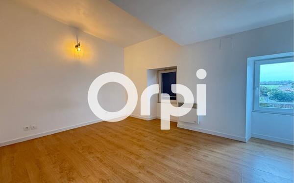 Appartement à louer    4 pièces •  Muron