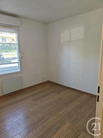 Appartement F3 à vendre  3 pièces - 55,72 m 2   MORANGIS  - 91