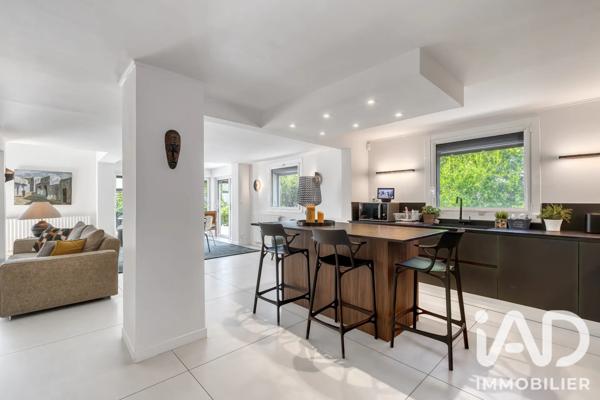 Maison à vendre 9 pièces 243 m² Vimines