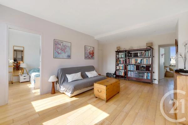 Appartement F3 à vendre  4 pièces - 67,80 m 2   MONTROUGE  - 92