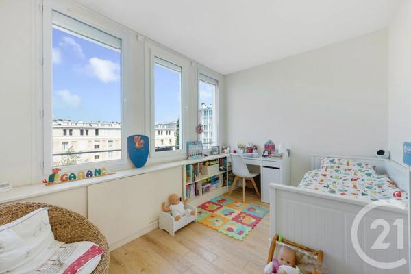 Appartement F3 à vendre  4 pièces - 67,80 m 2   MONTROUGE  - 92