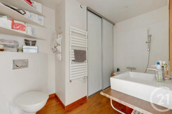 Appartement F3 à vendre  4 pièces - 67,80 m 2   MONTROUGE  - 92