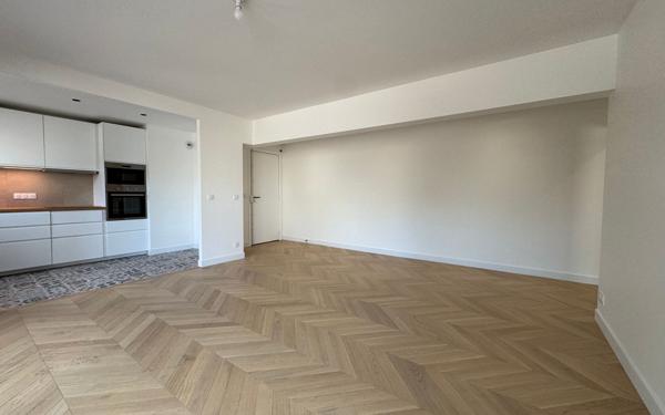 Appartement à vendre    3 pièces • 60,75 m2 Saint-Maur-des-Fossés