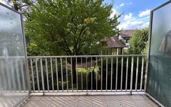 Appartement à vendre    3 pièces • 60,75 m2 Saint-Maur-des-Fossés