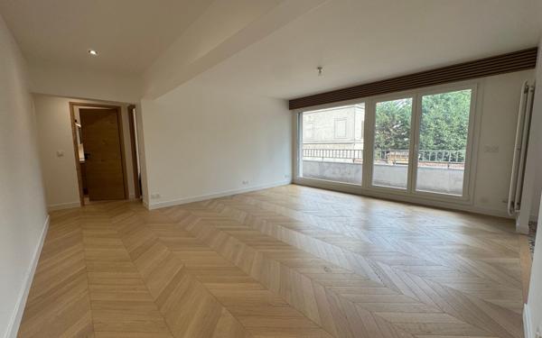 Appartement à vendre    3 pièces • 60,75 m2 Saint-Maur-des-Fossés