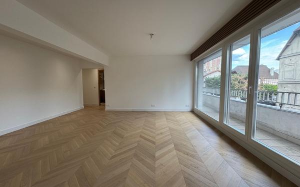 Appartement à vendre    3 pièces • 60,75 m2 Saint-Maur-des-Fossés