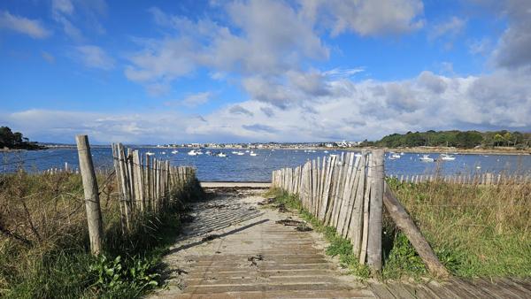 Concarneau Face Mer – Le cabellou “Renaissance” pour cette bâtisse Art Déco (T2 de 53 m²)