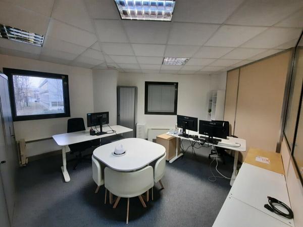 AUBIERE LA PARDIEU A LOUER BUREAUX 270 M² - ETAGE