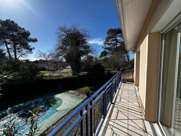 Maison Lanton 7 pièce(s) 176 m2