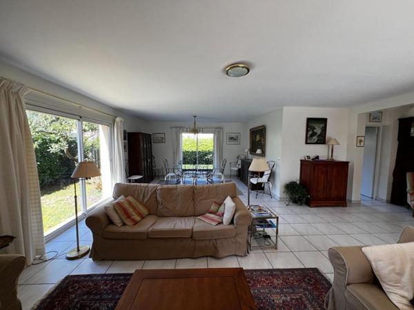 Maison Lanton 7 pièce(s) 176 m2