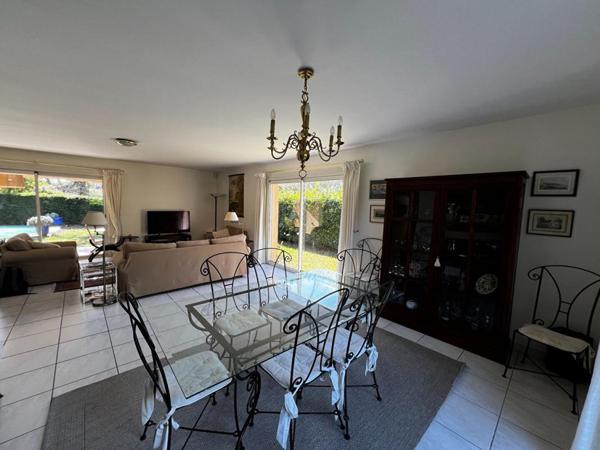 Maison Lanton 7 pièce(s) 176 m2