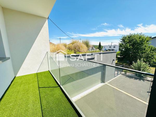Maison - 7 pièces - 230m²
