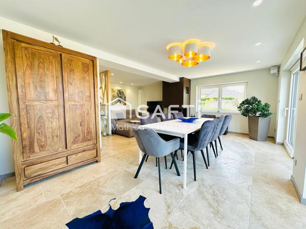 Maison - 7 pièces - 230m²