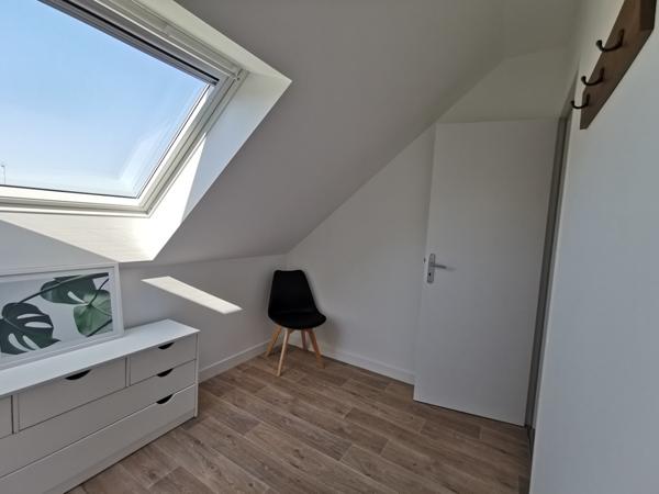 A Louer. Libre Immédiatement. LOCATION MEUBLÉE. Maison Réhabilitée en 6 Chambres pour Colocation
